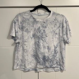 Lululemon Short Sleeved Crop Breathable Athletic Top